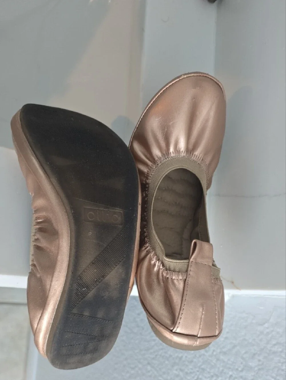 Ollio Metallic Rose Gold Ballet Flats
